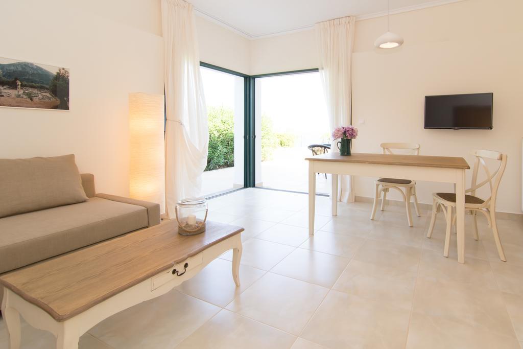 Angelbay Bungalows Agia Triada  Exterior foto