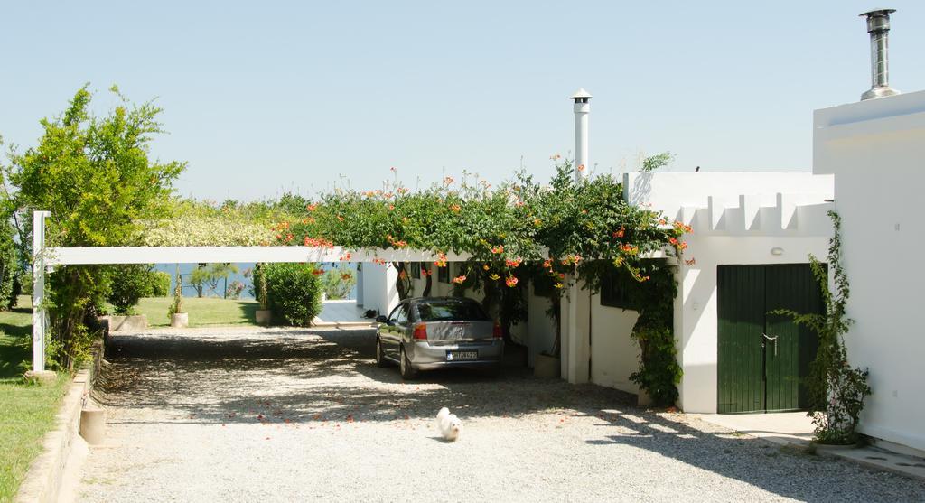 Angelbay Bungalows Agia Triada  Exterior foto